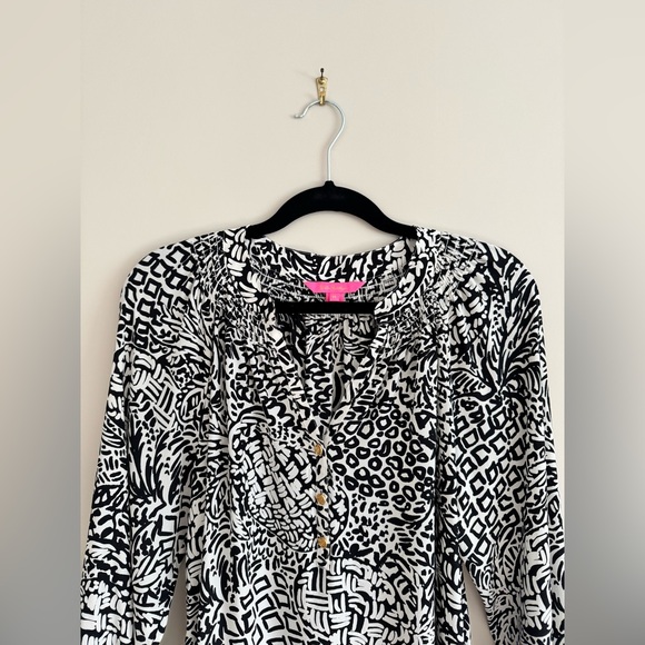 Lilly Pulitzer Elsa Silk Top Onyx Home slice size M
White Black - Picture 5 of 13